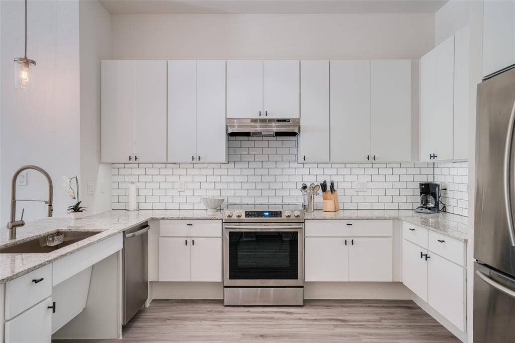 209 Wimberly Street, #2-206, Fort Worth, TX 76107 209 Wimberly Street, #2-206, Fort Worth, TX 76107