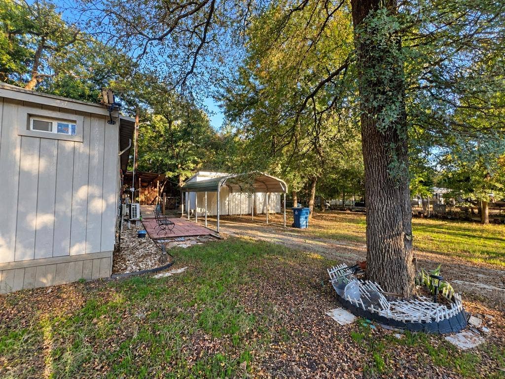632 Cumberland Trail, Valley View, TX 76272 Private outdoor patio with brick pavers
