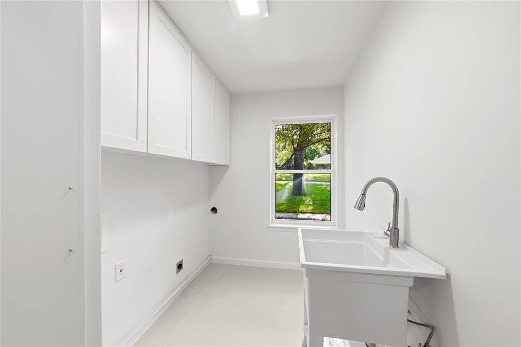 3905 Shady Valley Drive, Arlington, TX 76013 3905 Shady Valley Drive, Arlington, TX 76013
