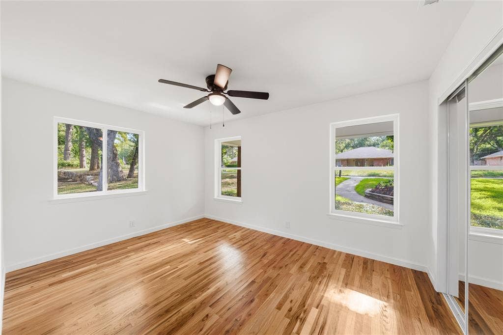 3905 Shady Valley Drive, Arlington, TX 76013 3905 Shady Valley Drive, Arlington, TX 76013