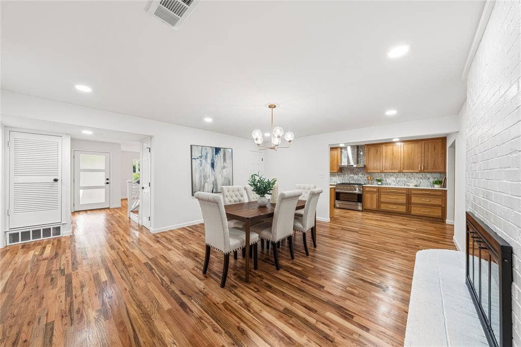 3905 Shady Valley Drive, Arlington, TX 76013 3905 Shady Valley Drive, Arlington, TX 76013