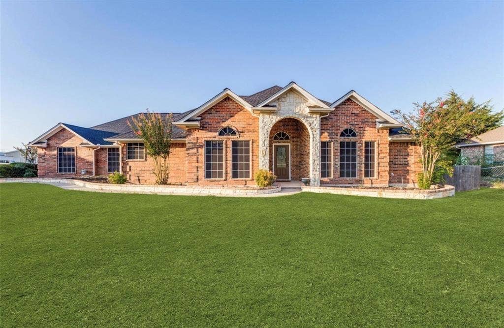 11068 Prairie Lakes Lane, Forney, TX 75126