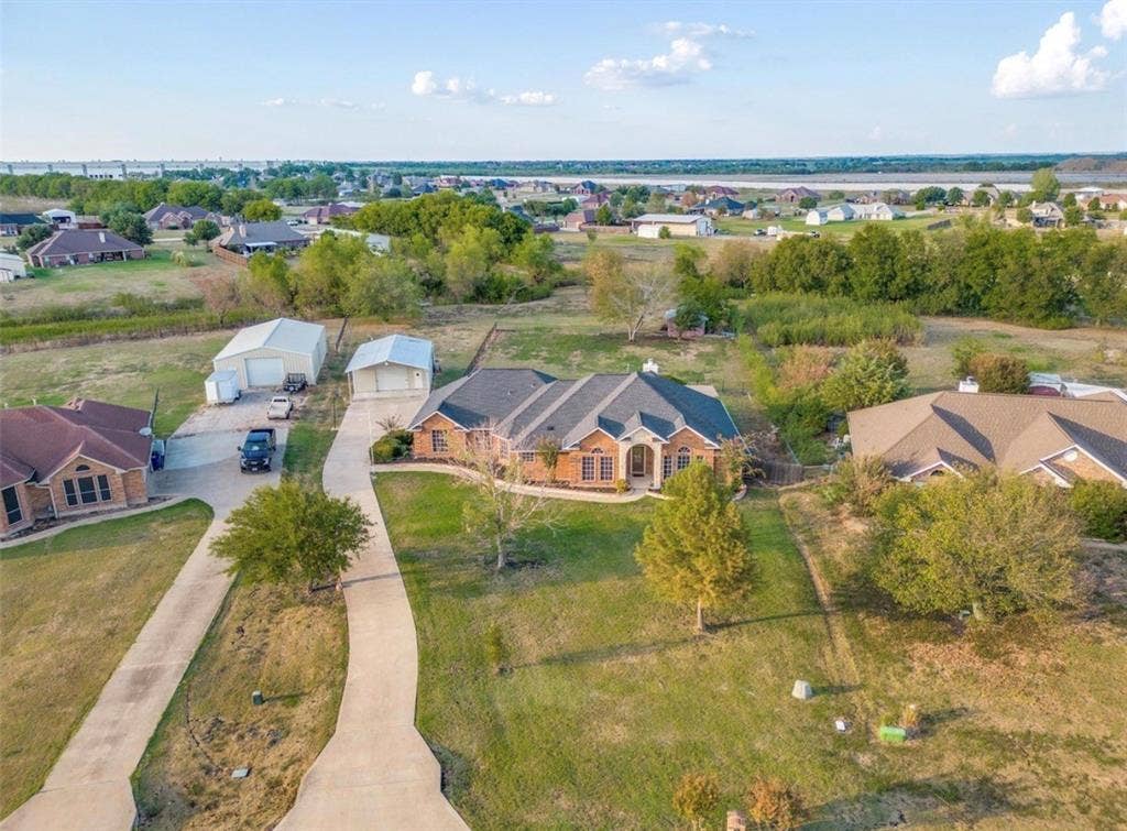 11068 Prairie Lakes Lane, Forney, TX 75126