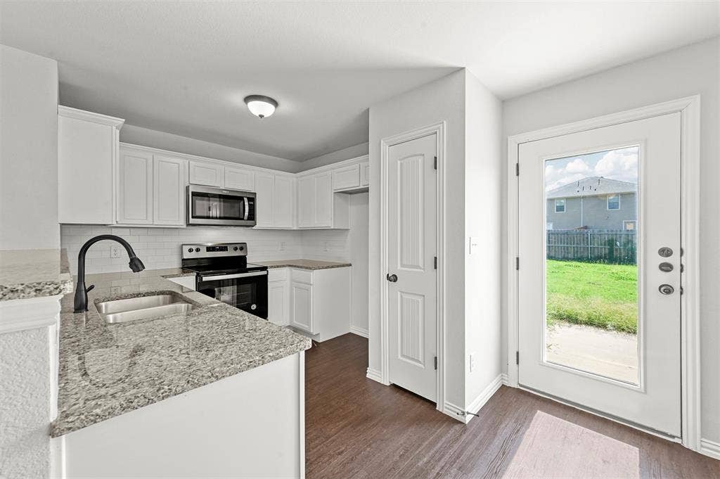 236-238 W Lake, #236, Sherman, TX 75090 236-238 W Lake, #236, Sherman, TX 75090