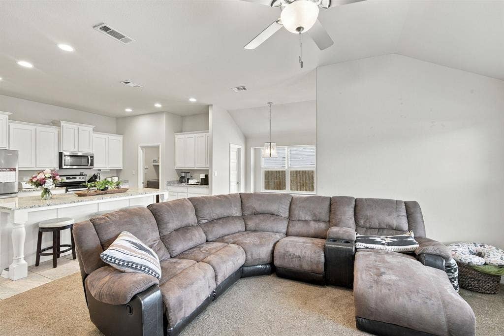 425 Stoneridge Drive, Hillsboro, TX 76645 425 Stoneridge Drive, Hillsboro, TX 76645