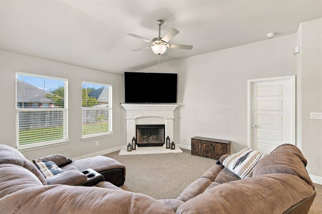425 Stoneridge Drive, Hillsboro, TX 76645 425 Stoneridge Drive, Hillsboro, TX 76645
