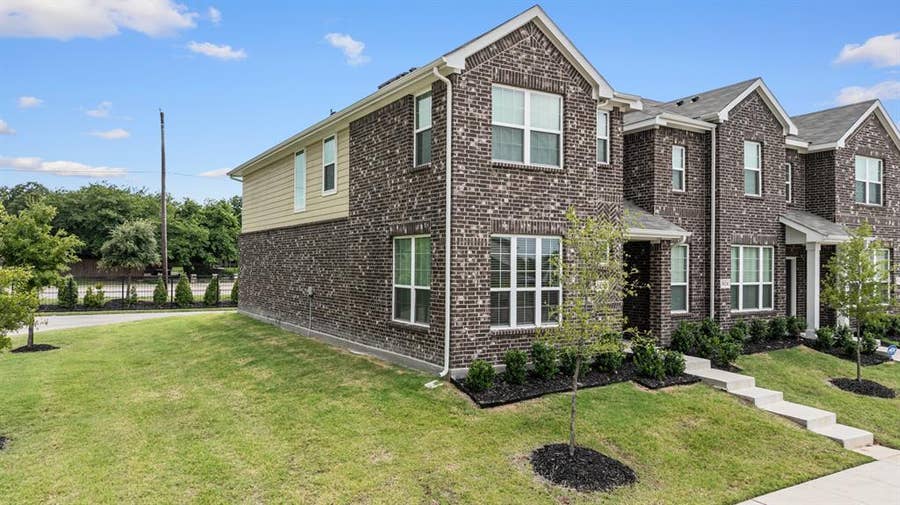 Property photo for 3020 Percheron Drive, Mesquite, TX