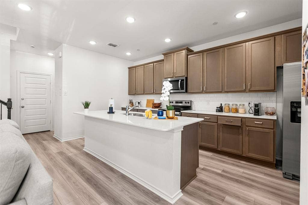 3020 Percheron Drive, Mesquite, TX 75150