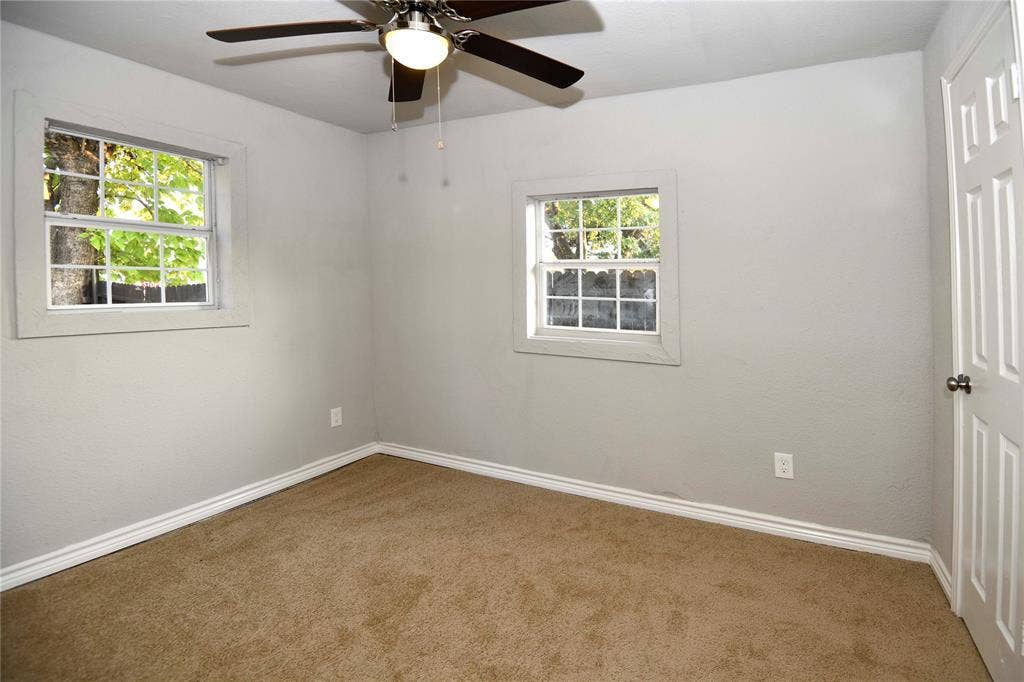 814 N Kentucky Street, McKinney, TX 75069 814 N Kentucky Street, McKinney, TX 75069