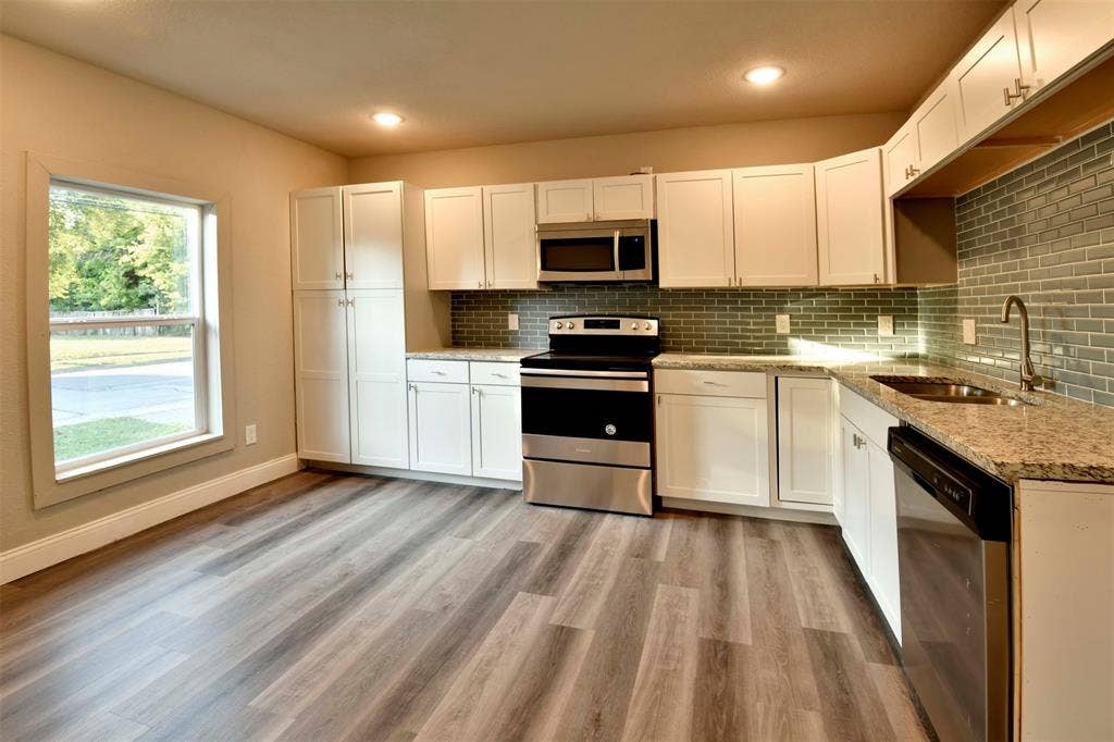 814 N Kentucky Street, McKinney, TX 75069 814 N Kentucky Street, McKinney, TX 75069