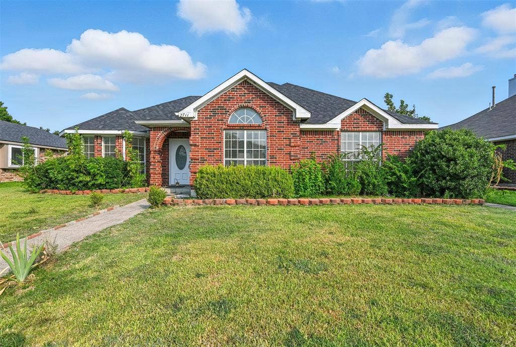 2711 Primrose Lane, Rowlett, TX 75089 2711 Primrose Lane, Rowlett, TX 75089