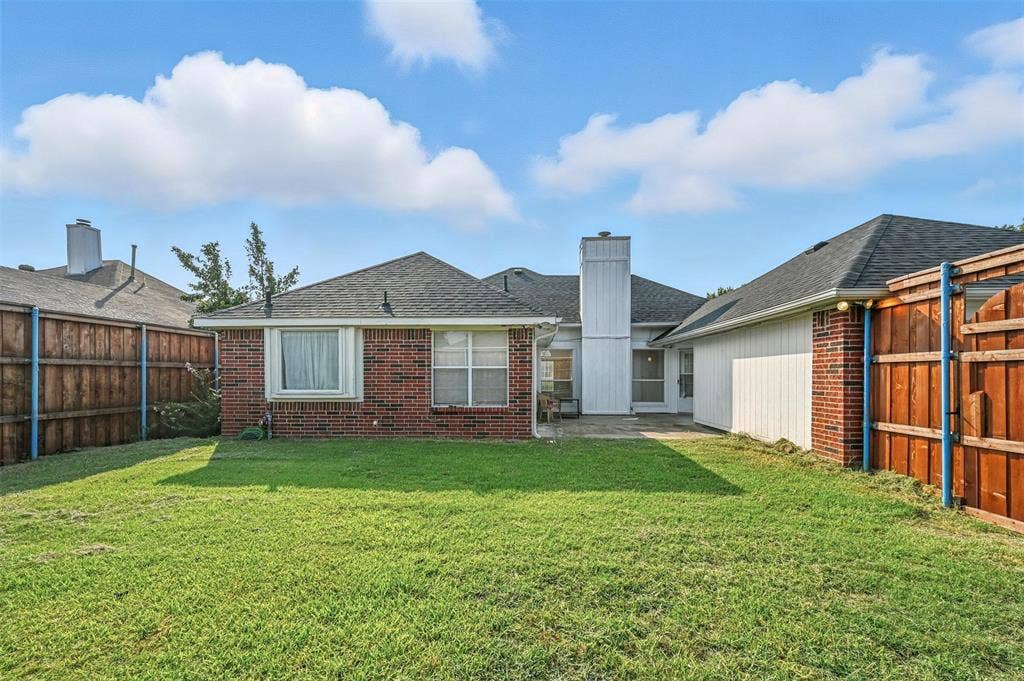 2711 Primrose Lane, Rowlett, TX 75089 2711 Primrose Lane, Rowlett, TX 75089