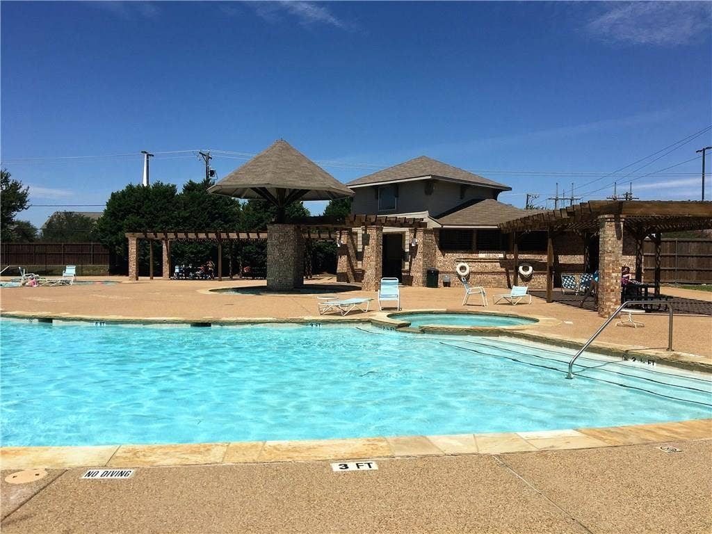 313 Mimosa Drive, Murphy, TX 75094 313 Mimosa Drive, Murphy, TX 75094