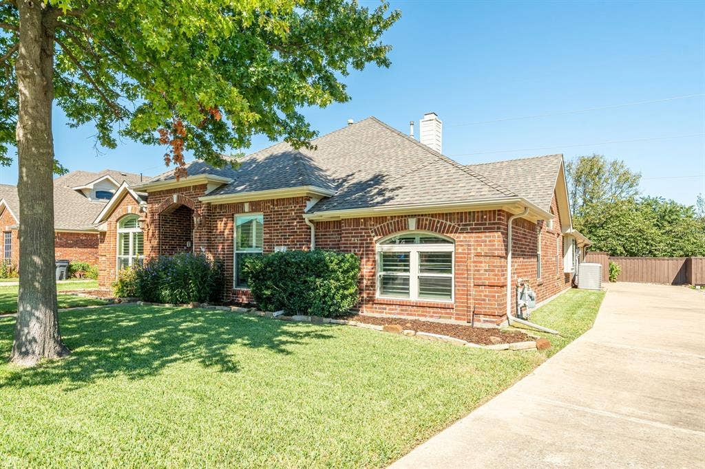 313 Mimosa Drive, Murphy, TX 75094 313 Mimosa Drive, Murphy, TX 75094