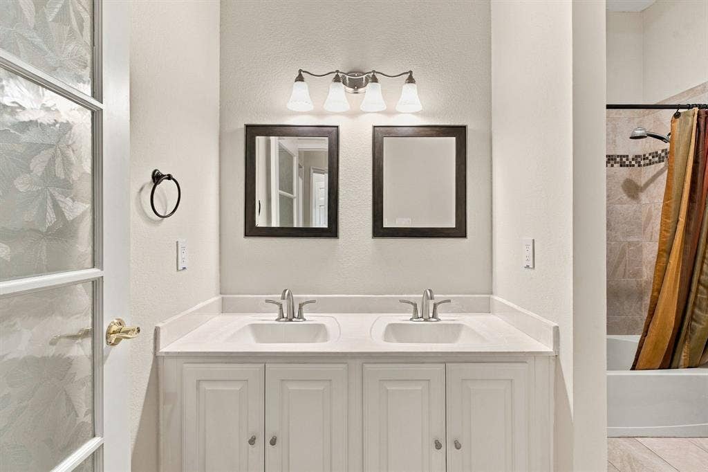 313 Mimosa Drive, Murphy, TX 75094 313 Mimosa Drive, Murphy, TX 75094