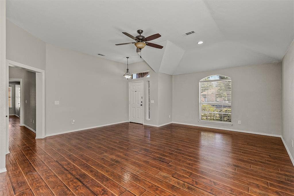 109 N Rolling Meadows Drive, Wylie, TX 75098 109 N Rolling Meadows Drive, Wylie, TX 75098