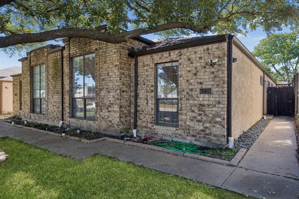 6238 Winton Street, Dallas, TX 75214