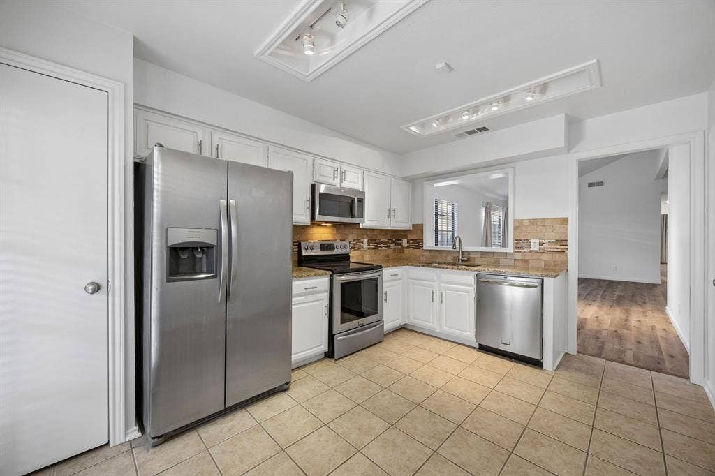 6238 Winton Street, Dallas, TX 75214
