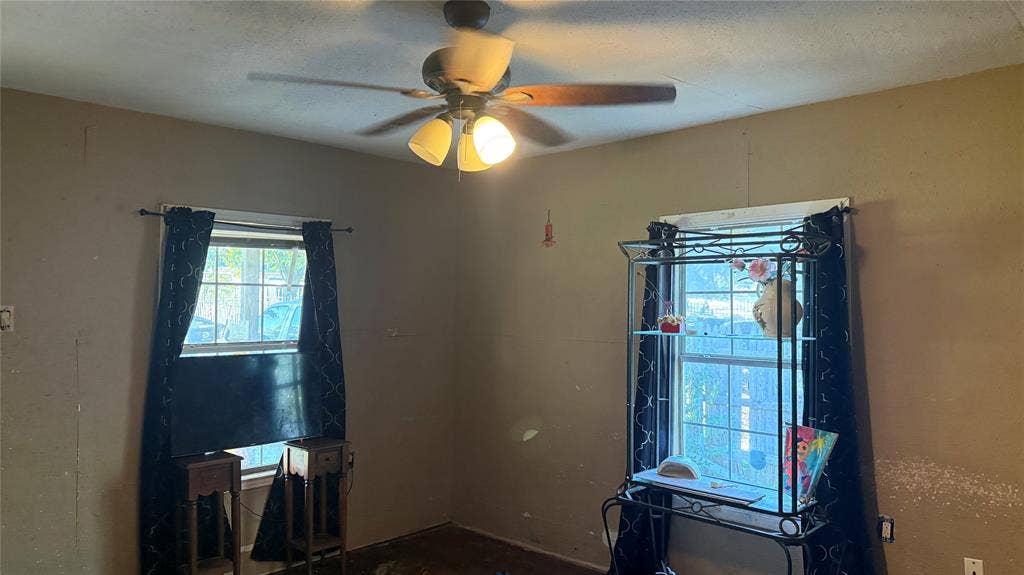 2419 Britton Drive, Dallas, TX 75216 2419 Britton Drive, Dallas, TX 75216