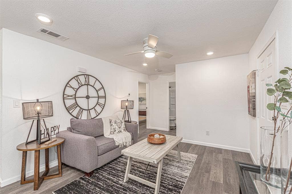 1112 Marshall Street, Greenville, TX 75401 1112 Marshall Street, Greenville, TX 75401
