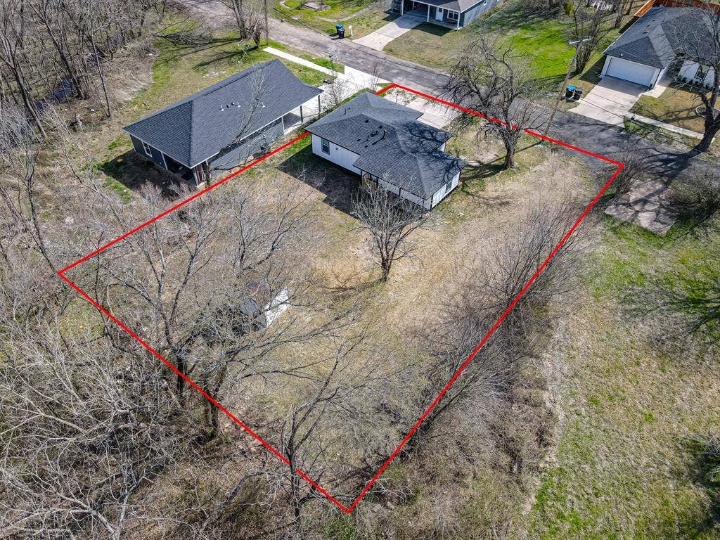 1112 Marshall Street, Greenville, TX 75401 1112 Marshall Street, Greenville, TX 75401