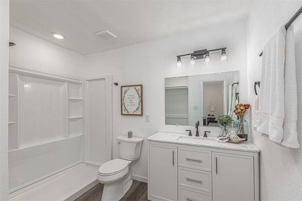 1112 Marshall Street, Greenville, TX 75401 1112 Marshall Street, Greenville, TX 75401