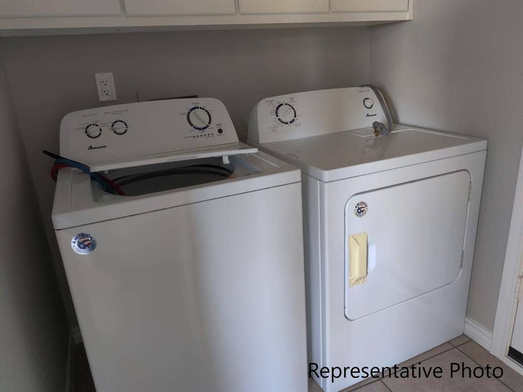 612 E 3rd Street, #B, Bonham, TX 75418