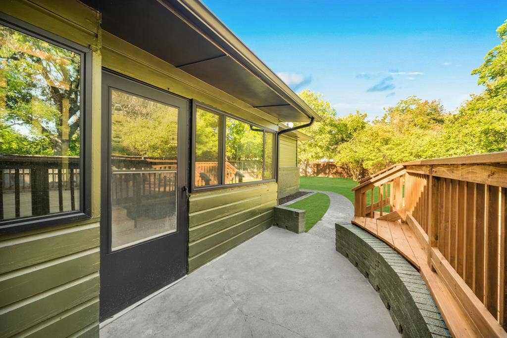 1631 Macmanus Drive, Dallas, TX 75228 1631 Macmanus Drive, Dallas, TX 75228