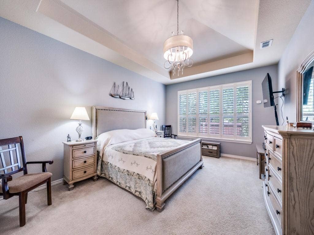 1220 Isabella Lane, Savannah, TX 76227 A peaceful primary suite to unwind and recharge
