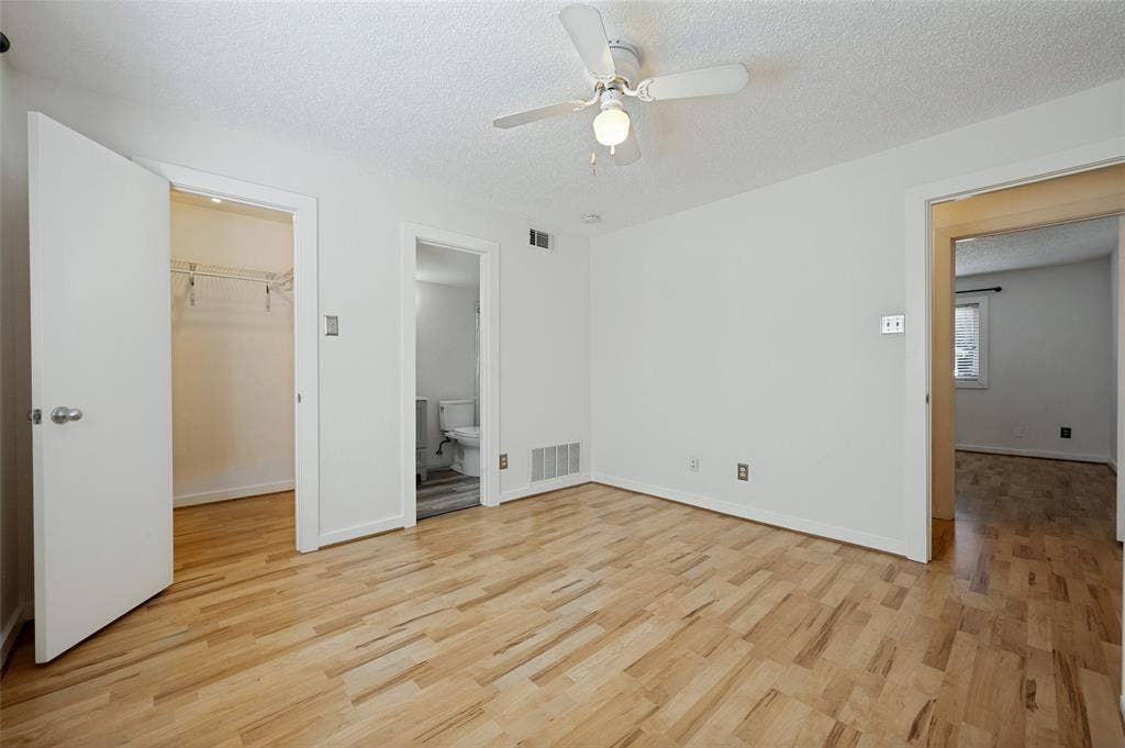 5505 Live Oak Street, #105, Dallas, TX 75206 5505 Live Oak - Tom Hughes Team