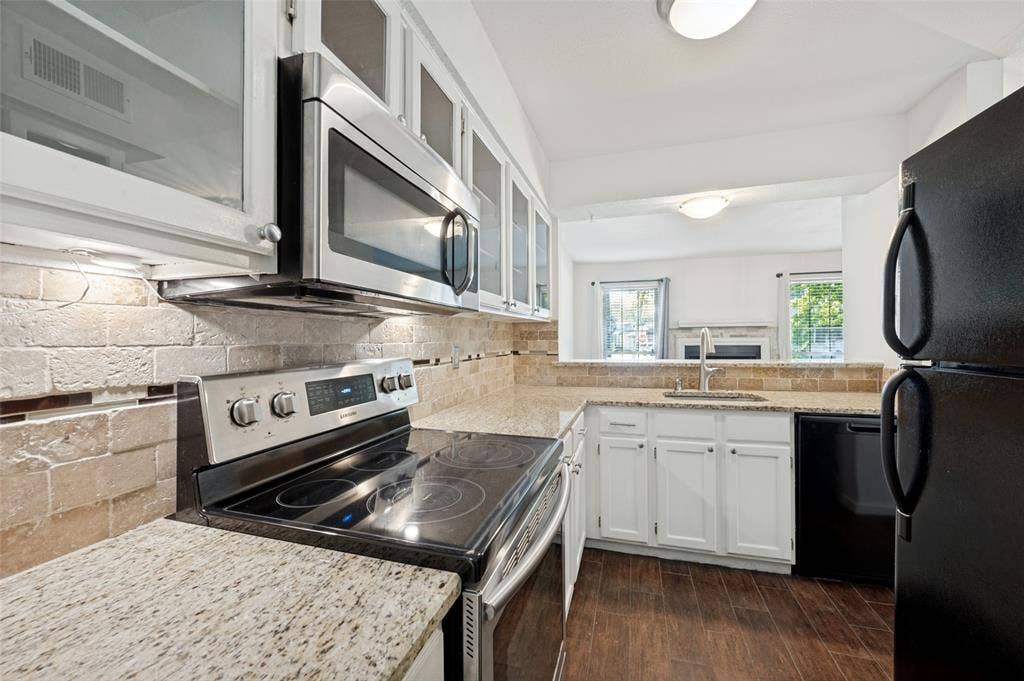 5505 Live Oak Street, #105, Dallas, TX 75206 5505 Live Oak - Tom Hughes Team
