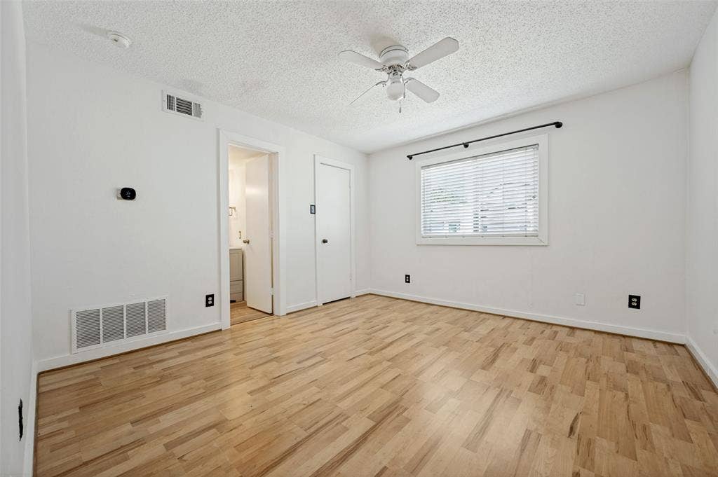 5505 Live Oak Street, #105, Dallas, TX 75206 5505 Live Oak - Tom Hughes Team