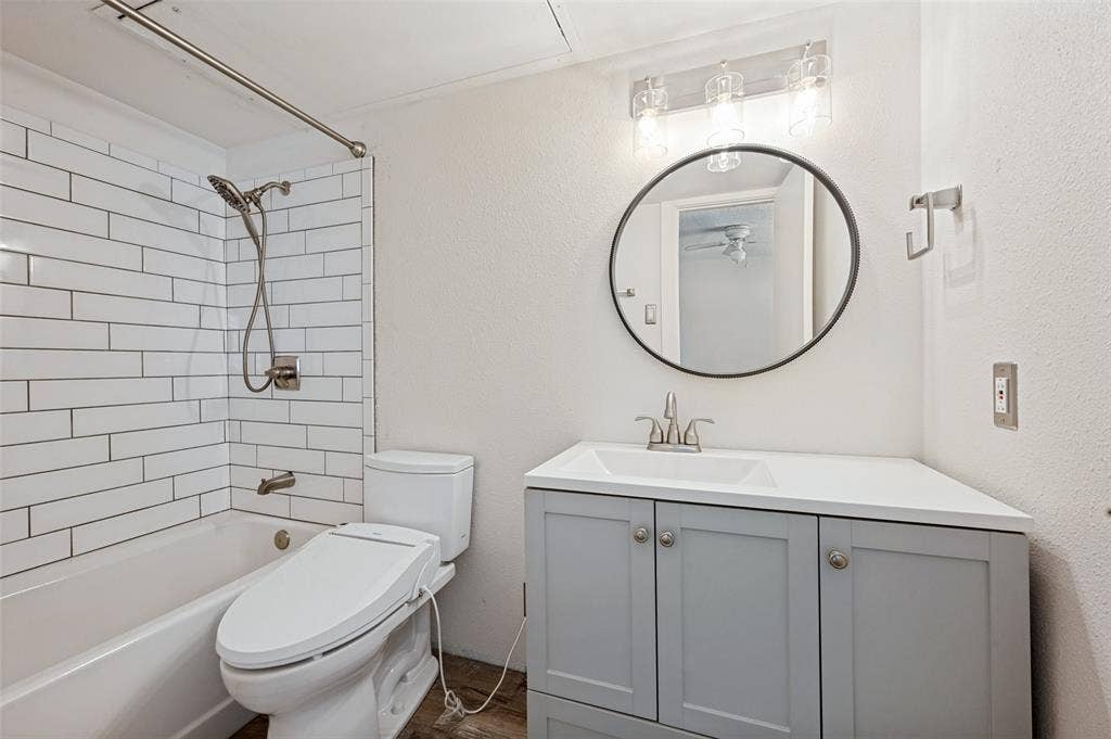 5505 Live Oak Street, #105, Dallas, TX 75206 5505 Live Oak - Tom Hughes Team