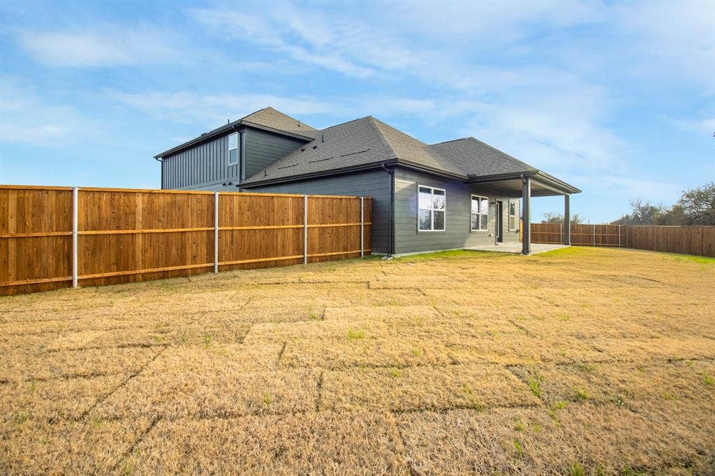 3517 Foxhound Lane, Denton, TX 76208 3517 Foxhound Lane, Denton, TX 76208