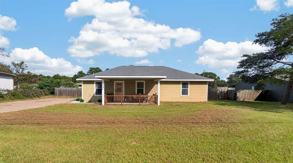1054 Caroline, Bullard, TX 75757 1054 Caroline, Bullard, TX 75757