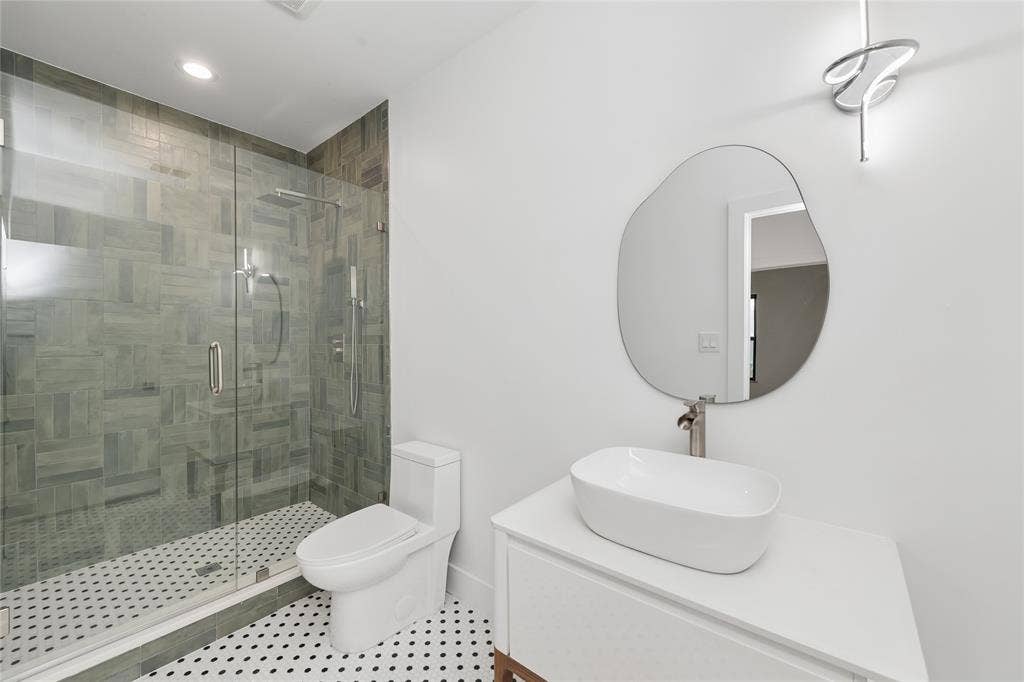 208 W Cottage Hill Parkway, Weston, TX 75009 208 W Cottage Hill Parkway, Weston, TX 75009
