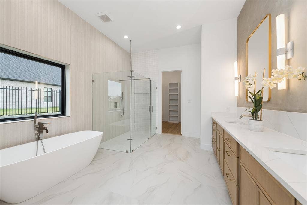 208 W Cottage Hill Parkway, Weston, TX 75009 208 W Cottage Hill Parkway, Weston, TX 75009