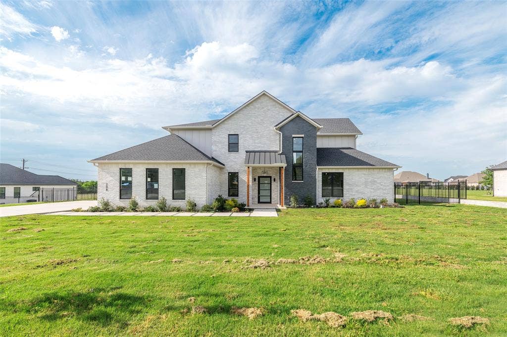 208 W Cottage Hill Parkway, Weston, TX 75009 208 W Cottage Hill Parkway, Weston, TX 75009