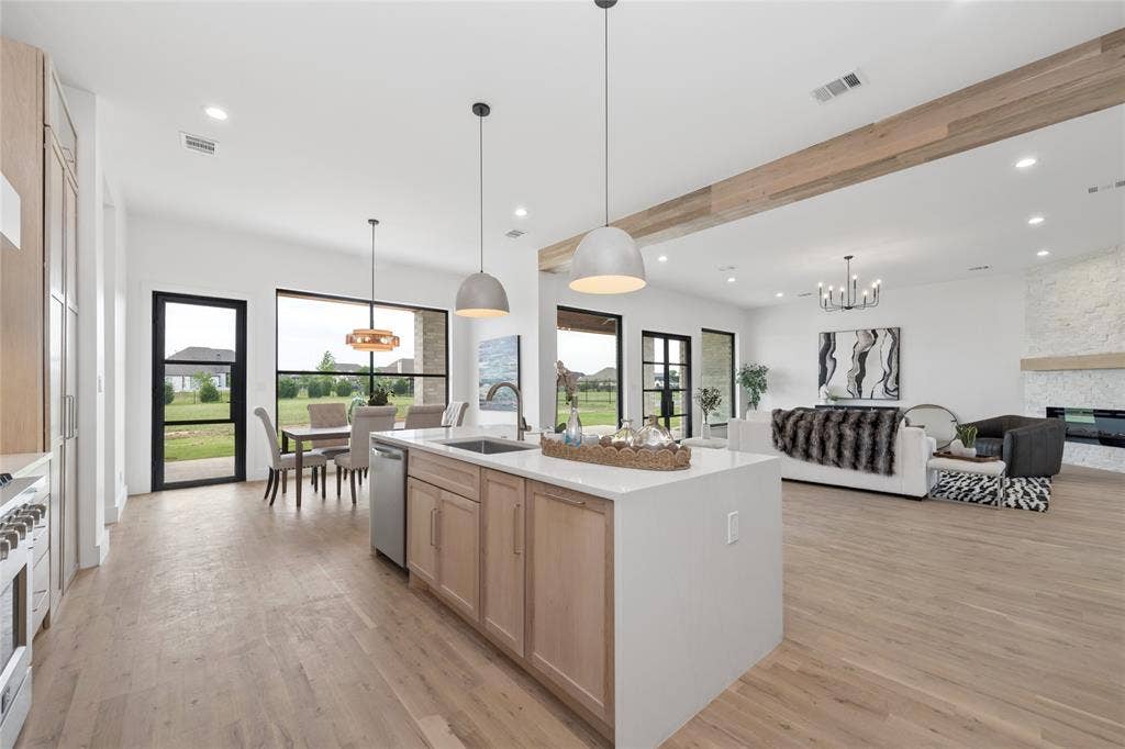 208 W Cottage Hill Parkway, Weston, TX 75009 208 W Cottage Hill Parkway, Weston, TX 75009