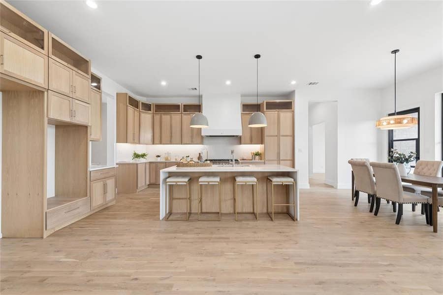 Property photo for 208 W Cottage Hill Parkway, Weston, TX
