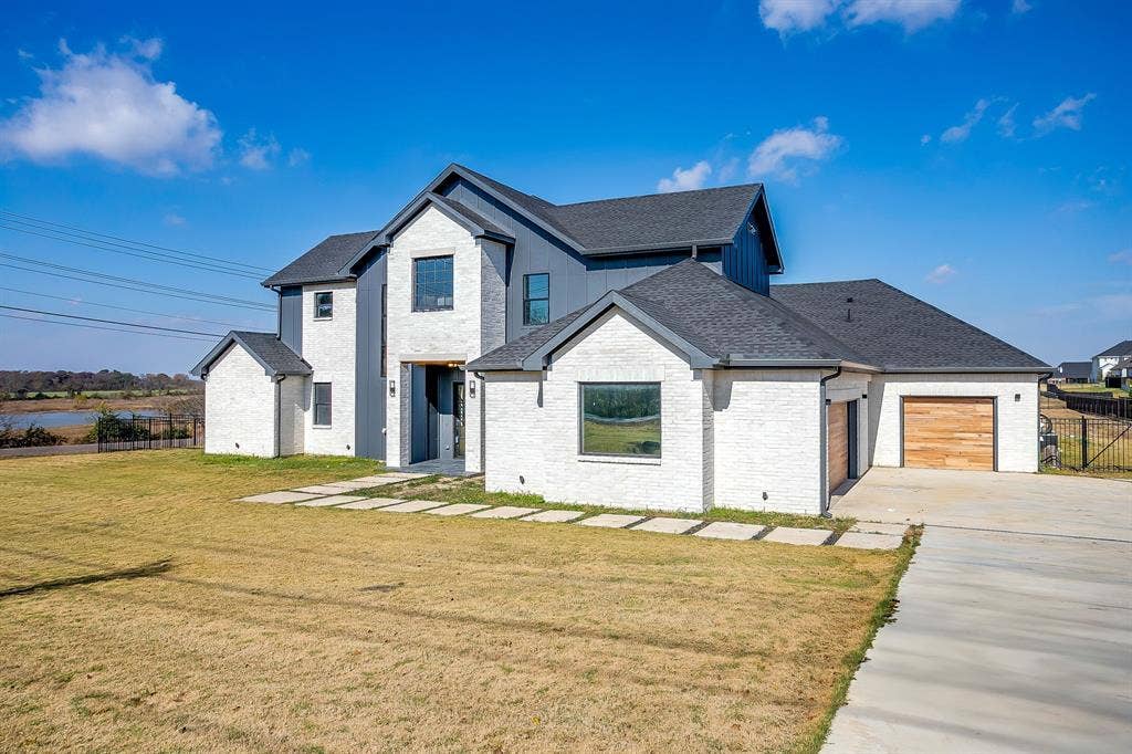 212 W Cottage Hill Parkway, Weston, TX 75009 212 W Cottage Hill Parkway, Weston, TX 75009