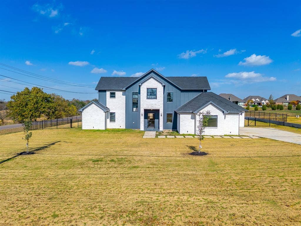 212 W Cottage Hill Parkway, Weston, TX 75009 212 W Cottage Hill Parkway, Weston, TX 75009