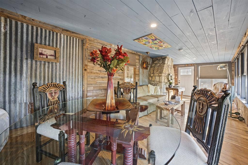 1118 Hidden Cove Trail, Granbury, TX 76049 1118 Hidden Cove Trail, Granbury, TX 76049