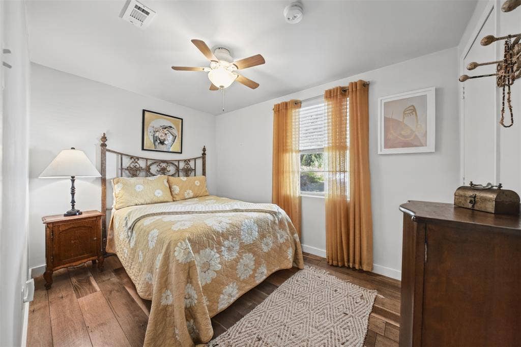 1118 Hidden Cove Trail, Granbury, TX 76049 1118 Hidden Cove Trail, Granbury, TX 76049