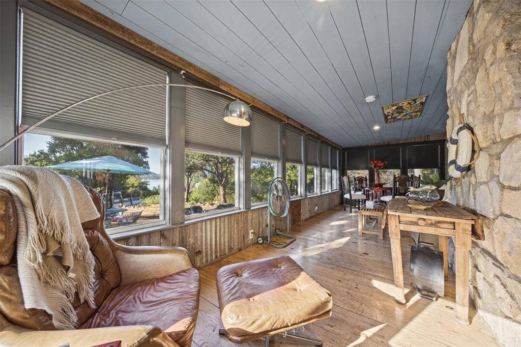 1118 Hidden Cove Trail, Granbury, TX 76049 1118 Hidden Cove Trail, Granbury, TX 76049