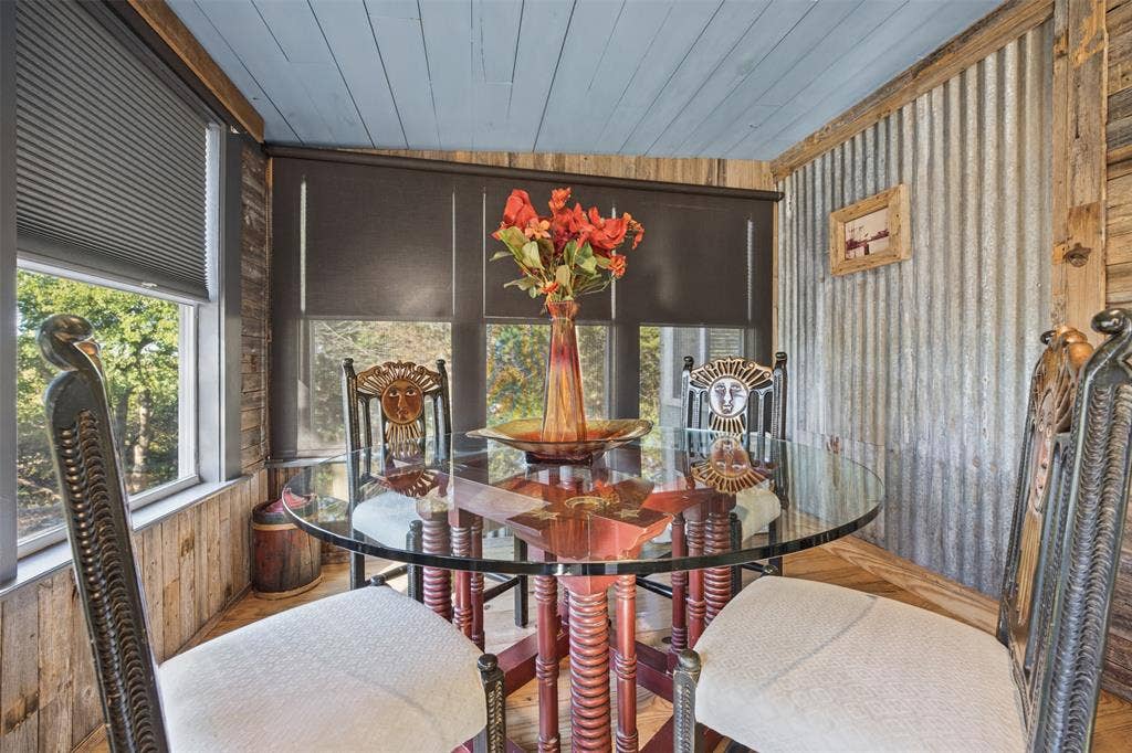1118 Hidden Cove Trail, Granbury, TX 76049 1118 Hidden Cove Trail, Granbury, TX 76049