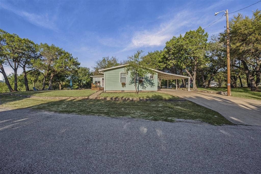 1118 Hidden Cove Trail, Granbury, TX 76049 1118 Hidden Cove Trail, Granbury, TX 76049