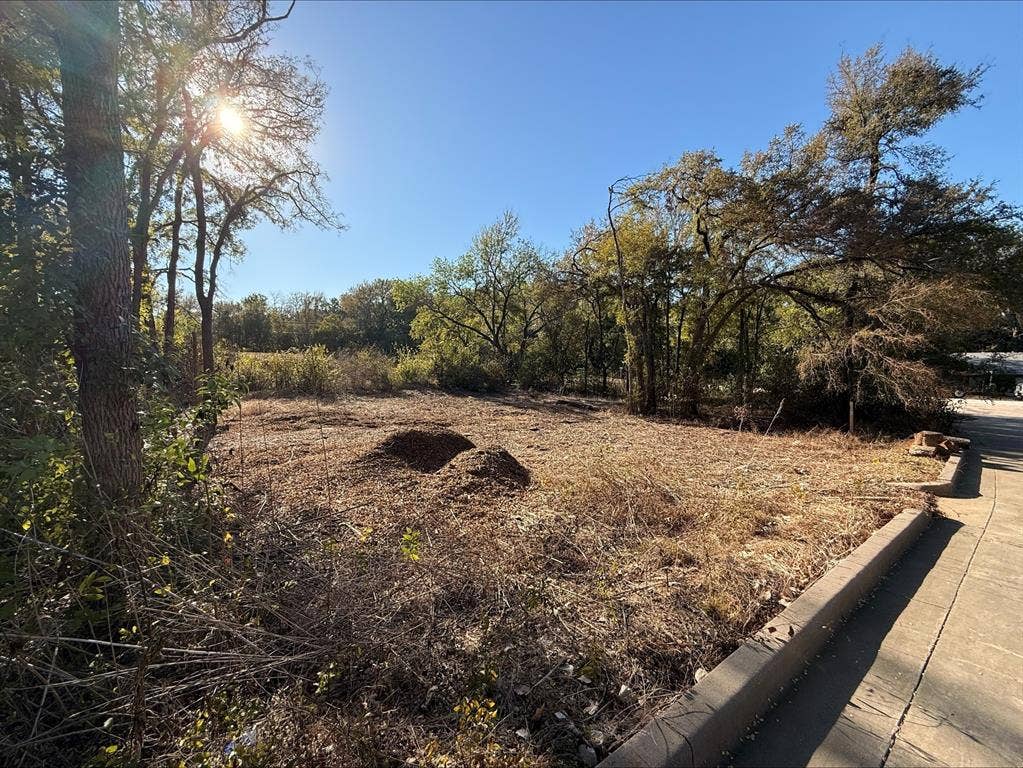 120 N Andrews Drive, Robinson, TX 76706 120 N Andrews Drive, Robinson, TX 76706