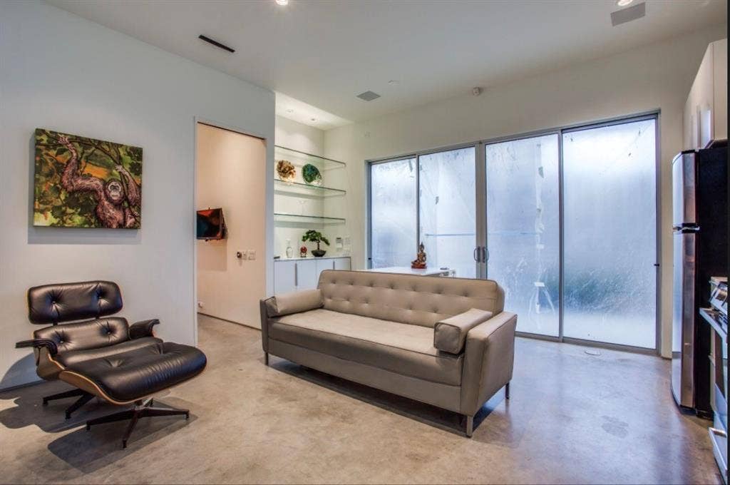 2300 N Carroll Ave, Dallas, TX 75204 2300 N Carroll Ave, Dallas, TX 75204