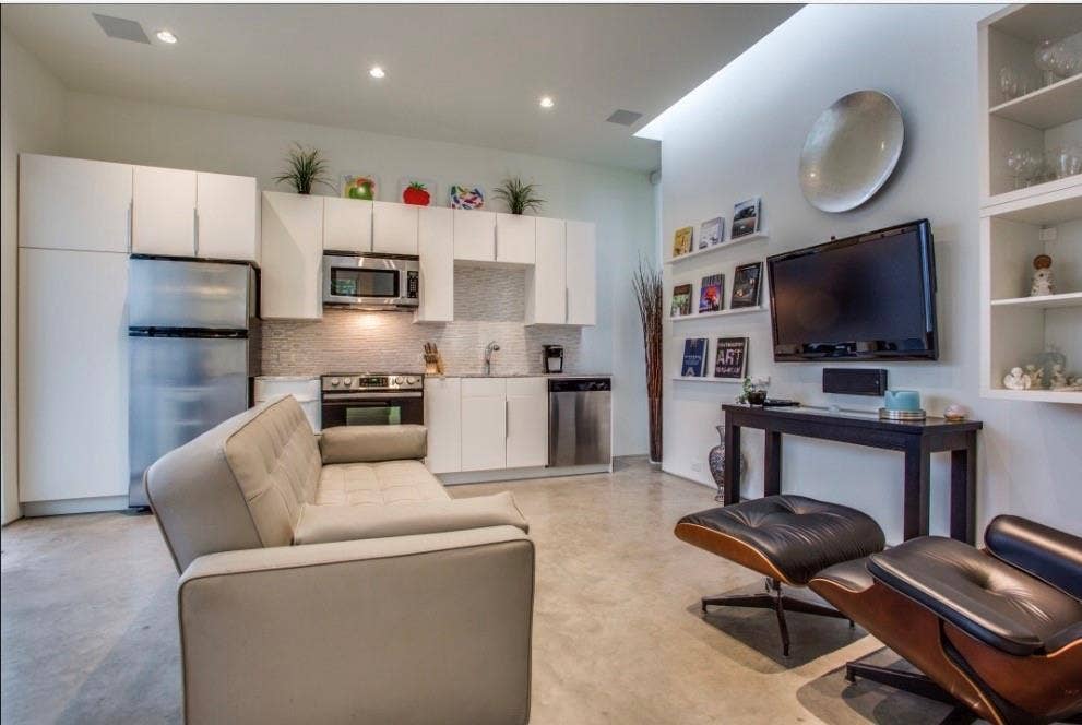 2300 N Carroll Ave, Dallas, TX 75204 2300 N Carroll Ave, Dallas, TX 75204